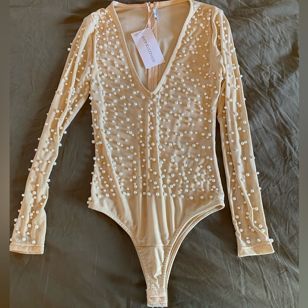 Kultivate Pearl Nude Bodysuit